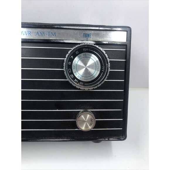 Broadmoor Radio  Model P206 for parts/ display. Nostalgic. Not Working. Rare - Picture 2 of 8